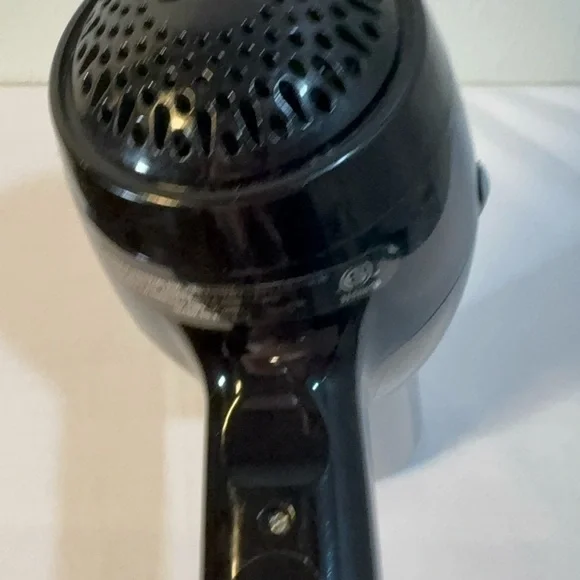 PRO Compact Hair Dryer - Black and Silver - Picture 8 of 10